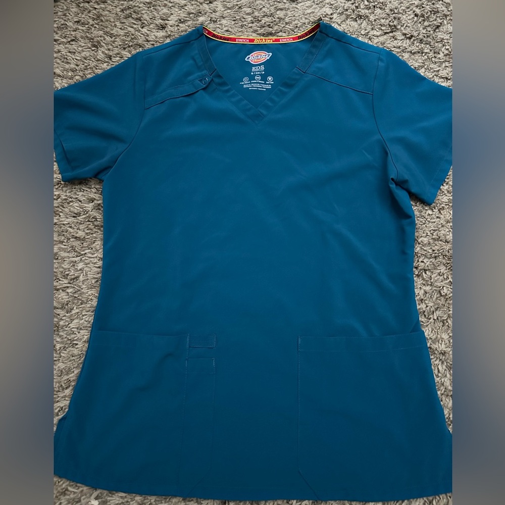 Scrub Top